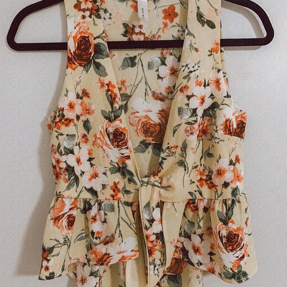 TIE-FRONT BLOUSE